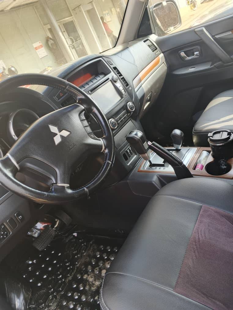 A picture of MITSUBISHI PAJERO