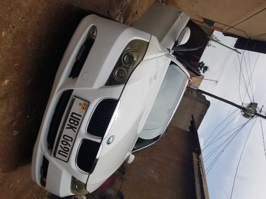 A picture of DEALER IN CAR SPRAYING AND PANEL BEATING