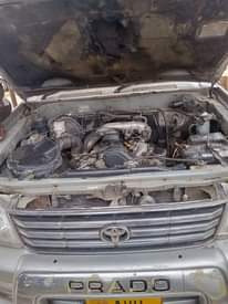 A picture of Prado tx zuri full Ac 8.8mil diesel Dodoma mjini