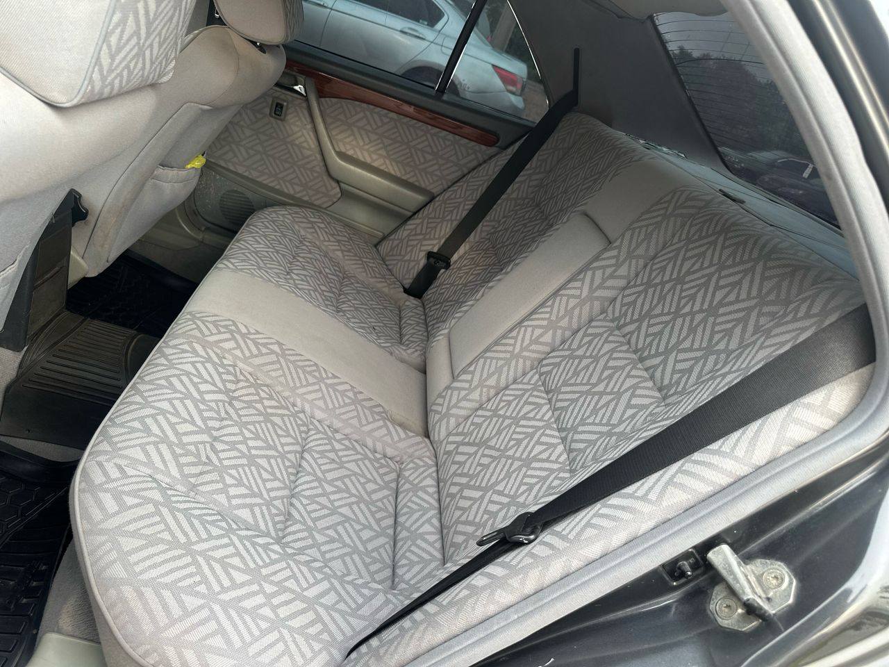 A picture of Extremely clean 2000 C200 Mercedes Benz with Ac Engine and