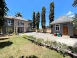 A picture of STAND ALONE INAPANGISHWA mil 1 na nusu ipo Victoria .