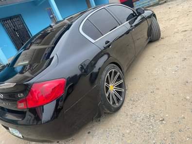 A picture of Neatly flashed on first body Distress sale Dealer s market