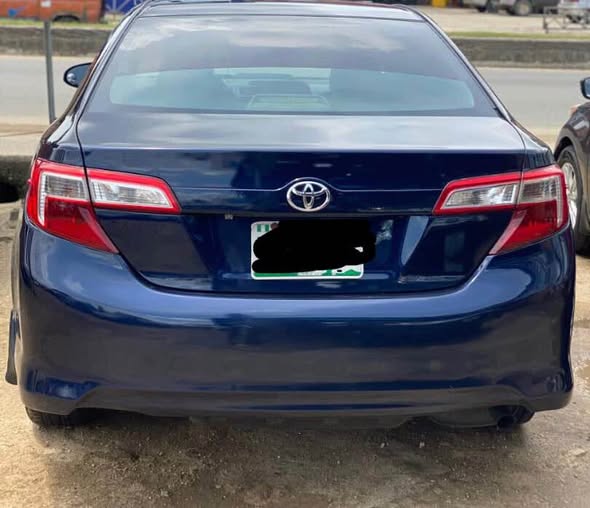 A picture of Toyota Camry 2014 SE for sale price 9 5m call