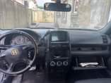 A picture of Honda CR V 2005