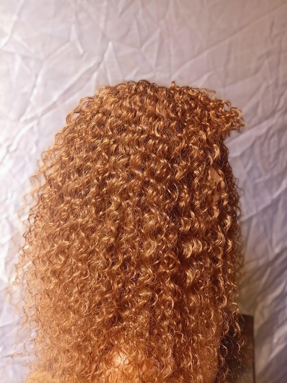 A picture of Curly wigs
