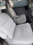 A picture of URGENT SALE Foreign used 02 Honda Odyssey fabrics 3rows power