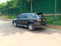 A picture of Toyota Harrier Ugx 17 000 000