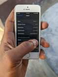 A picture of Iphone SE