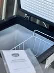 A picture of Friji hisense 720 000 Friza mr uk 390 000 Friza