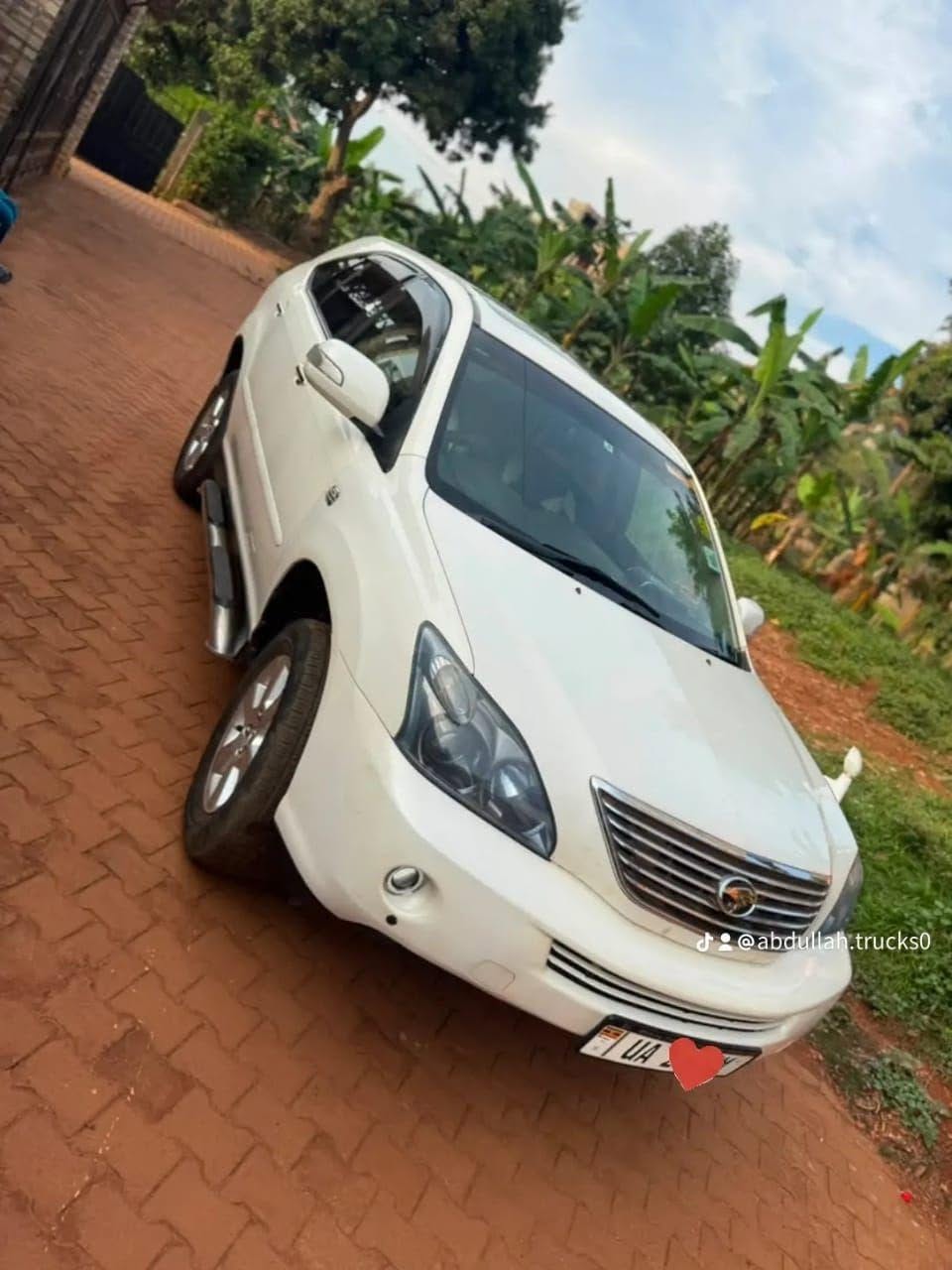 A picture of HARRIER KAWUNDO MODEL 2005