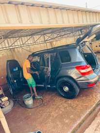 A picture of 2011 MERCEDES BENZ GLK350 4MATIC FIRST BODY FAULTLESS Price 10