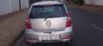 Zinhle N.