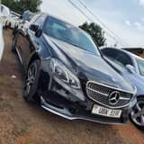 A picture of MERCEDES BENZ E350 85M