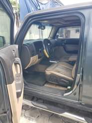 A picture of Hummer H3 Jeep Everything is in perfect condition Except the