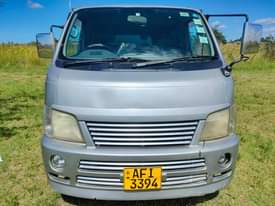 used nissan caravan