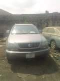 A picture of Lexus 300