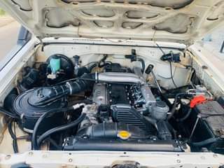 A picture of Landcruza LX iyo balaa kabisa Injin 1HZ diesel Gia manyual
