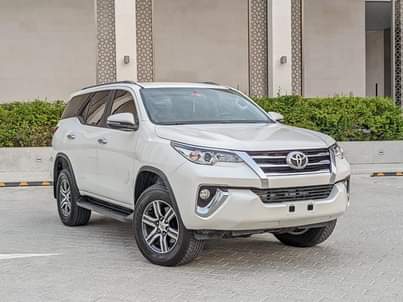 A picture of TOYOTA FORTUNER 2020