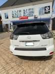 A picture of Lexus Rx330 2005 model very clean and sharp almost tokunbo