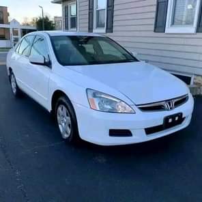 A picture of URGENT SERIOUS BUYERS ONLY Neat Nigeria used Toyota Camry spider
