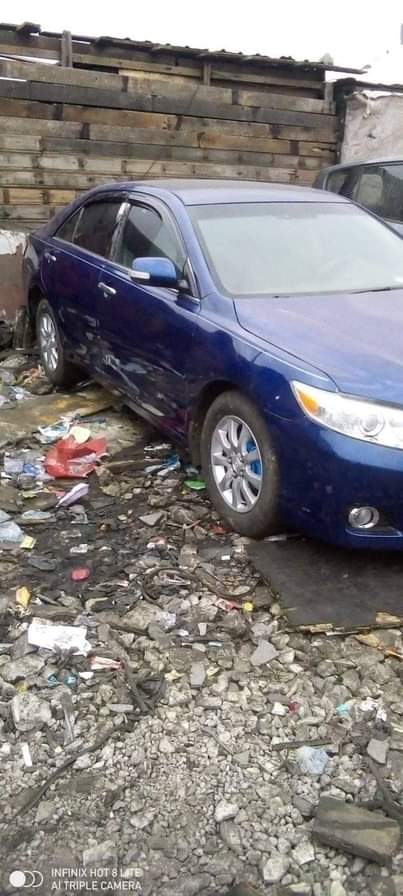 A picture of 2011 Toyota Camry spider Blue