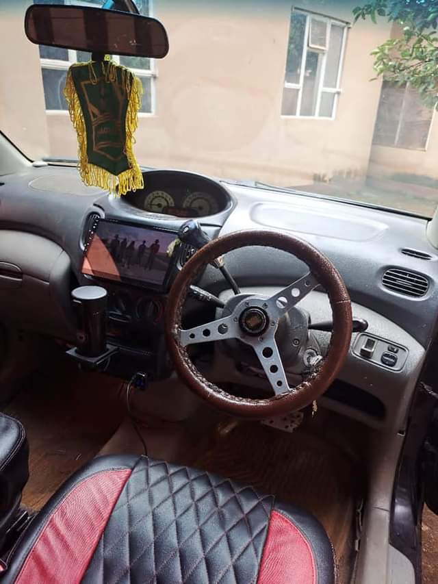 A picture of nauza vts no kipengel bei Milion mbili na lak sab