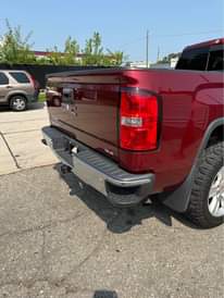 A picture of 2018 GMC Sierra 1500 Double Cab SLE Pickup 4D 6