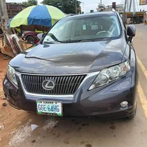 A picture of 2010 Rx350 clean Nigerian use buy and drive nothing to