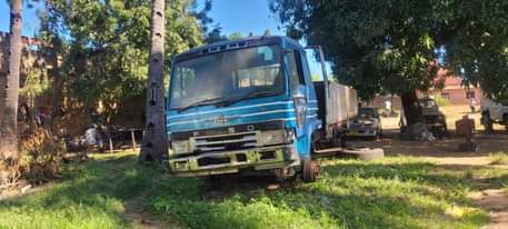 A picture of Nauza million 13 engine 16 turubo engine mpyaa changamoto matairi