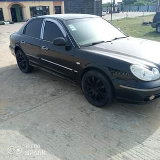 A picture of Hyundai sonata available for serious buyer engine gear and Ac