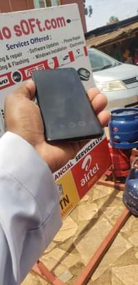 A picture of Samsung galaxy s9 with 64gb storage 4gb ram 350k in