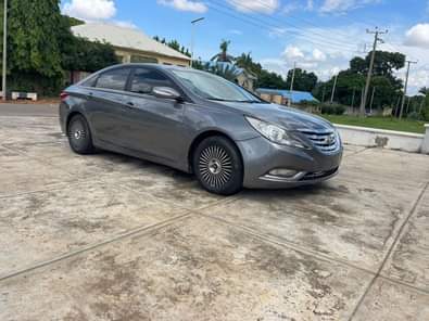 A picture of HYUNDAI SONATA 2010 MODEL WITH DUTY IN KADUNA GOING FOR