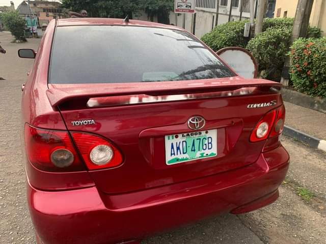 A picture of 8month registered Toyota Corolla sport Catalyst intact Untempered engine gear
