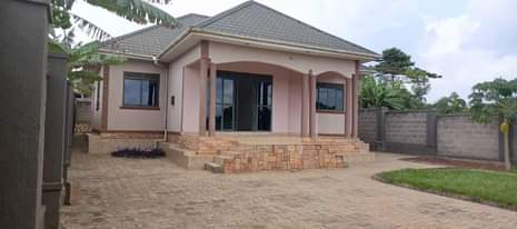 A picture of HOUSE ON
