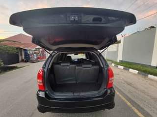 A picture of Toyota wish kali sana