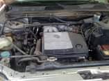 A picture of Toyota Highlander 03
