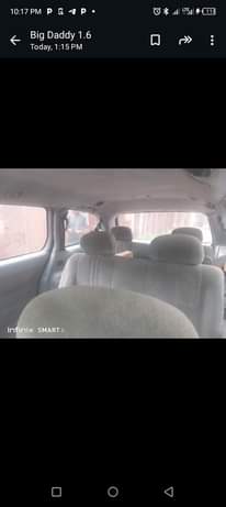 A picture of Toyota Sienna Loto