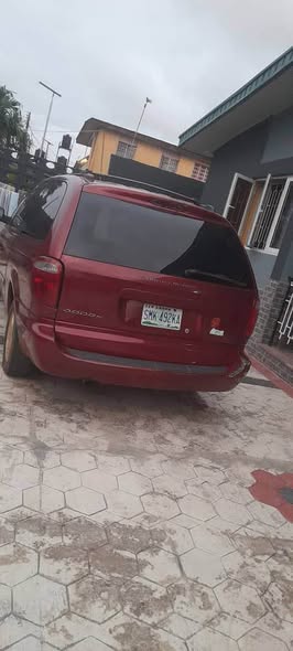 A picture of Sharp naija used dodge caravan going for 3 399m only