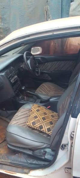 A picture of TOYOTA CORONA ST190
