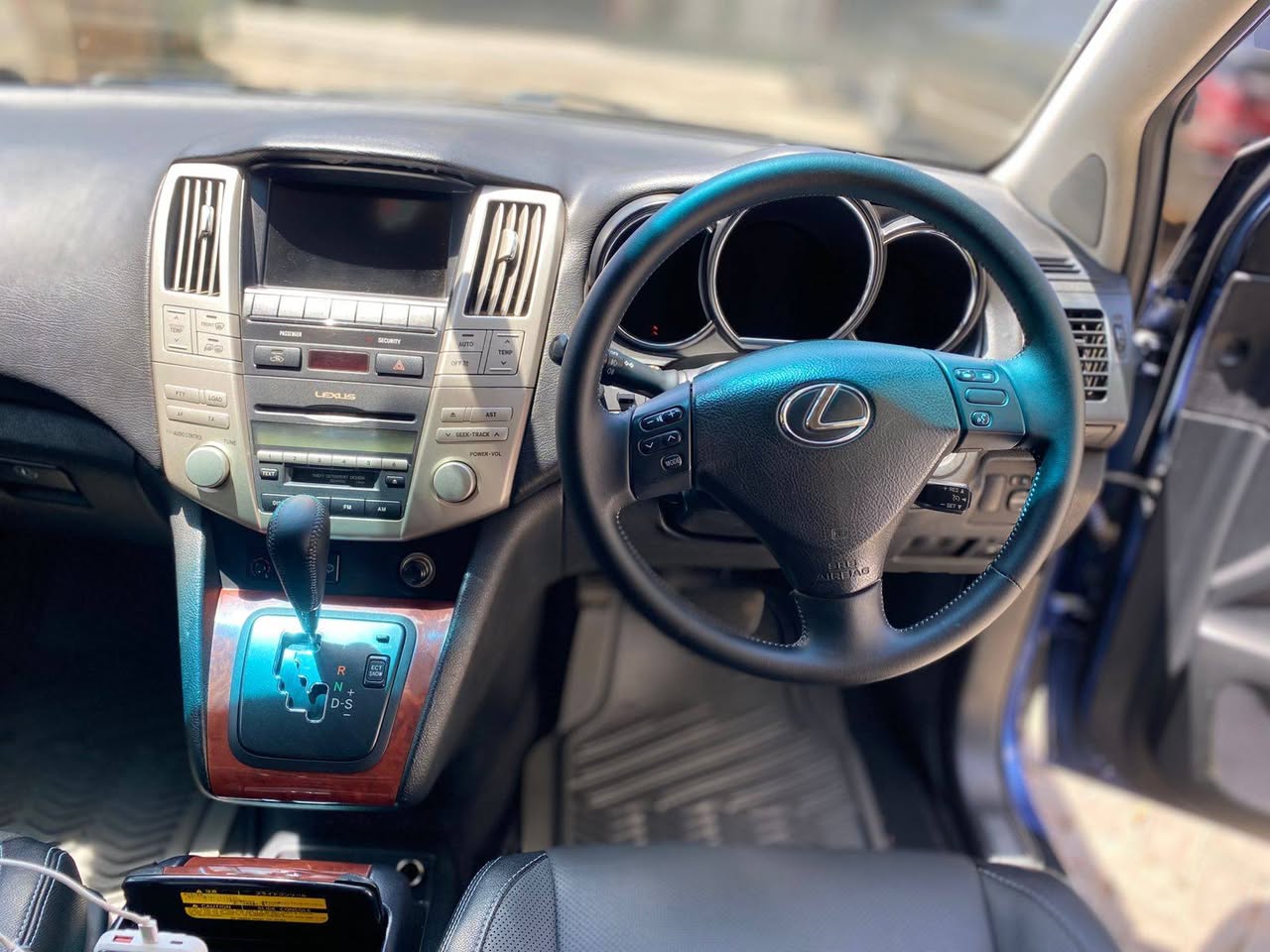 lexus