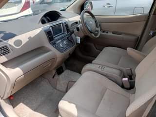 A picture of Toyota Raum 2010