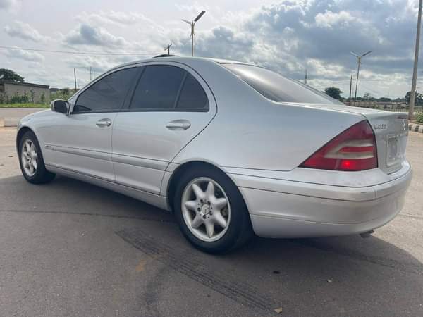 A picture of Firstbody 4 cylinder Mercedes Benz c180 with chilling ac and