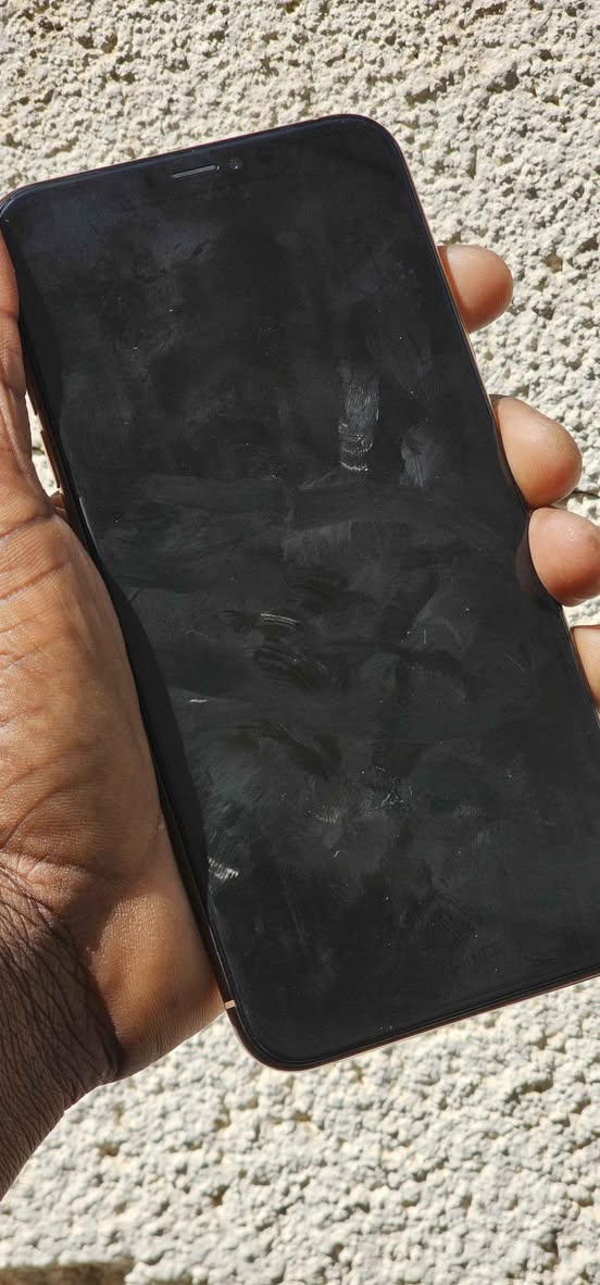 A picture of Iphone Xs Max 256GB