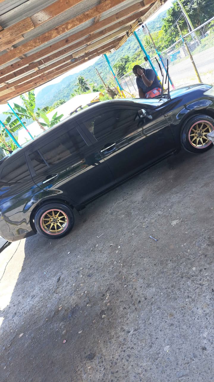 toyota fielder