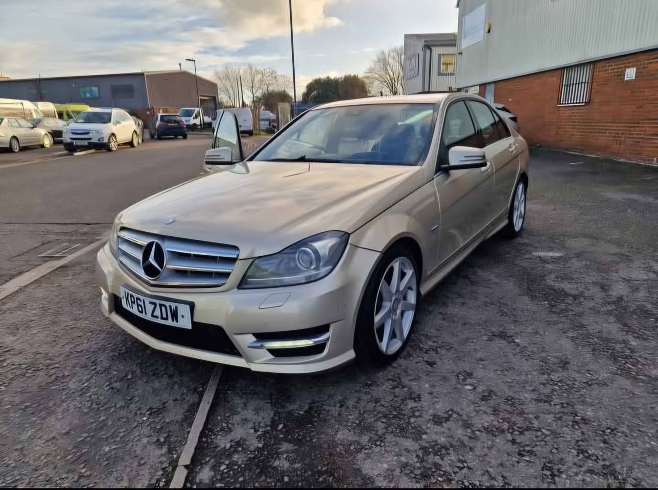 mercedes benz c220
