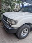 A picture of VX LANDCRUISER DAR 0746097773