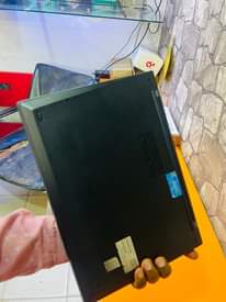 A picture of LENOVO THINKPAD X1 CARBON