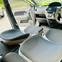 A picture of Toyota Sienta Price 11 Call0678682698 Gari ni nzuri sana Reg