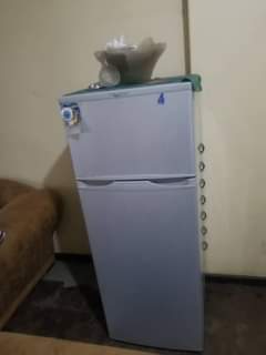 classifieds/fridges