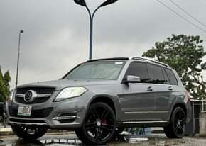 A picture of KinzzyAuto s LTD 08109018982 17 500 000 Refer and earn